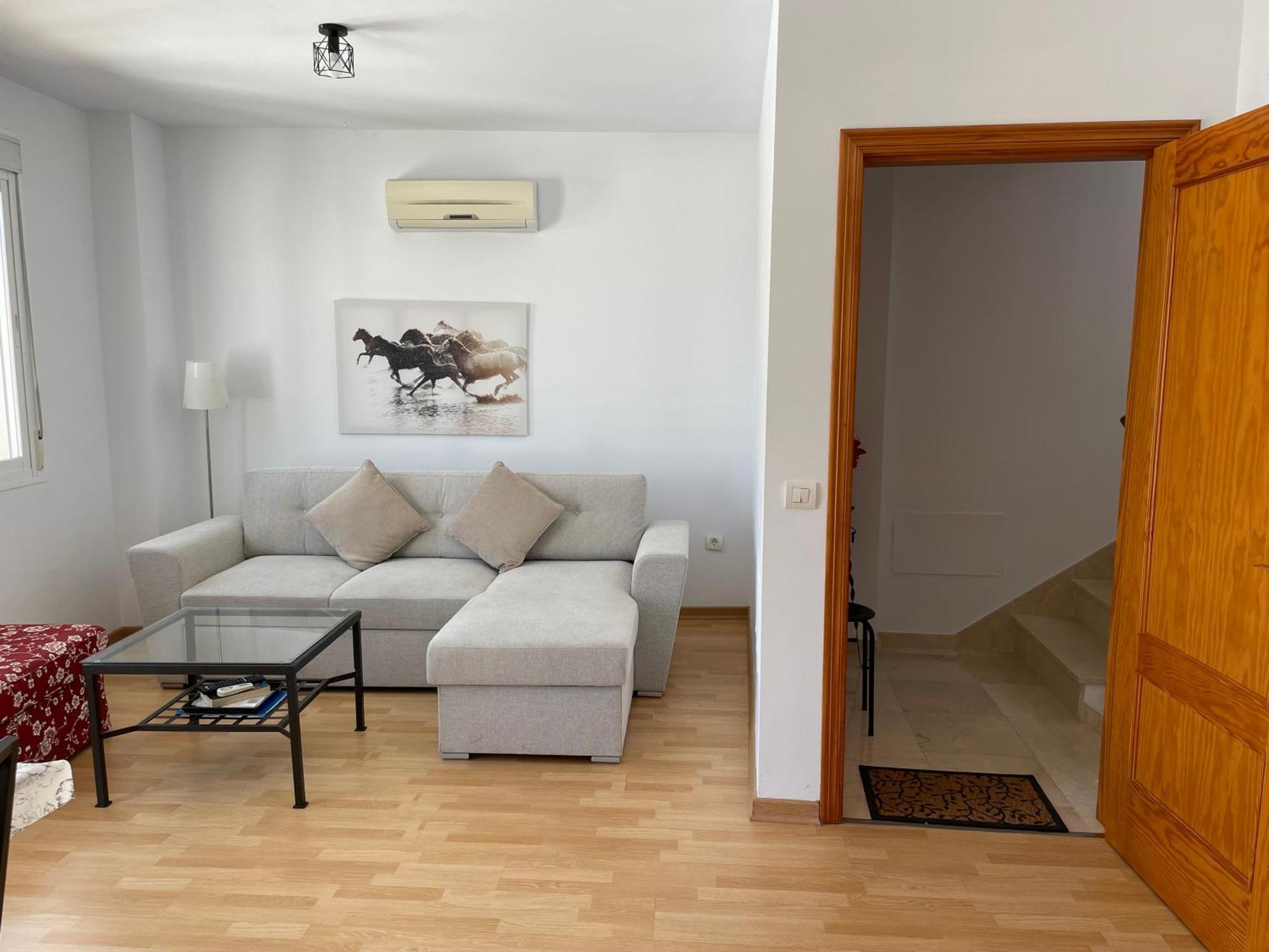 Apartment With Terrace 阿达莱斯 外观 照片